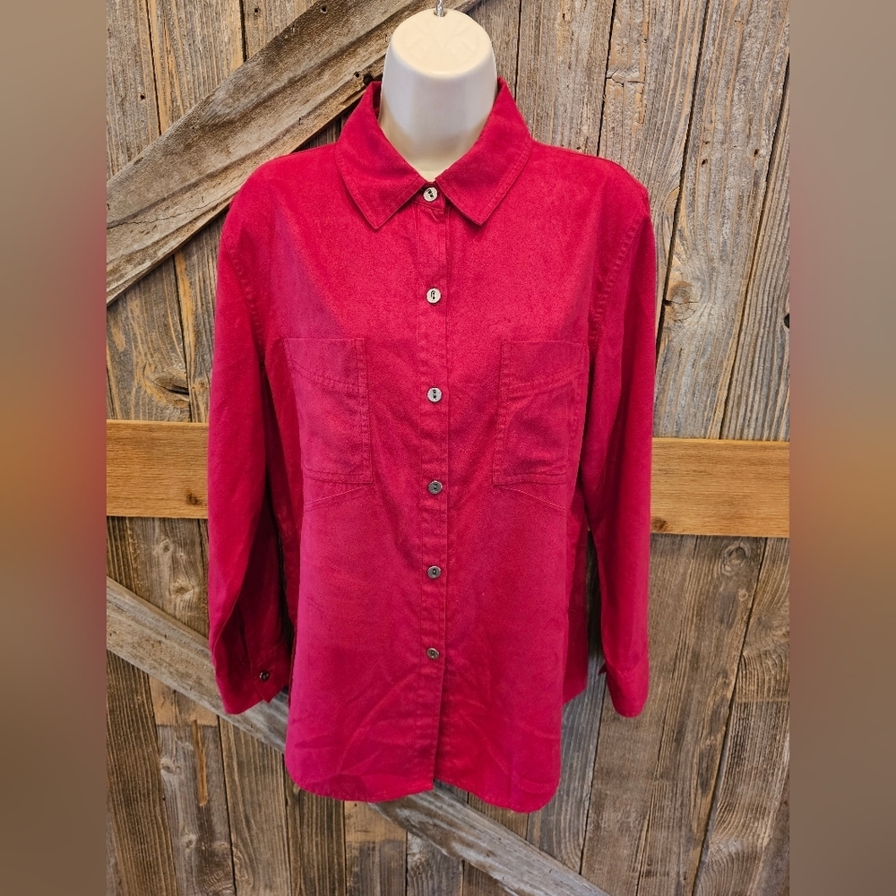 Chico's Women's Hot Pink Faux suede button up blouse Long Sleeve size 1 (M) EUC